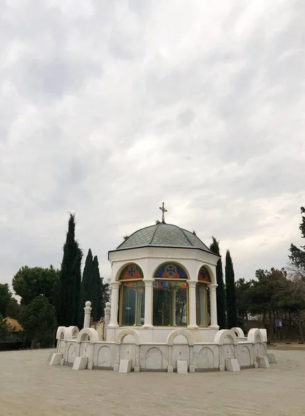 Piękny Biały Kaplica Muzeum Tbilisi Gruzja — Zdjęcie stockowe