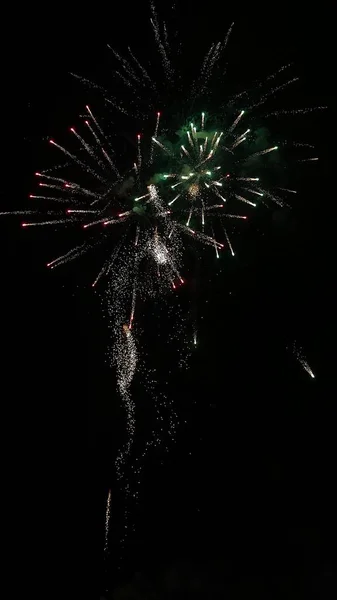 Bella Vista Fuochi Artificio Sulla Strada Notte — Foto Stock