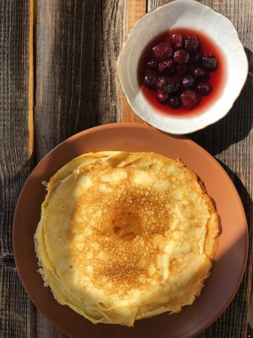 Masada lezzetli krep ve reçel 