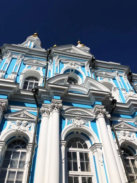 Hermoso Templo Azul Blanco Rusia — Foto de Stock