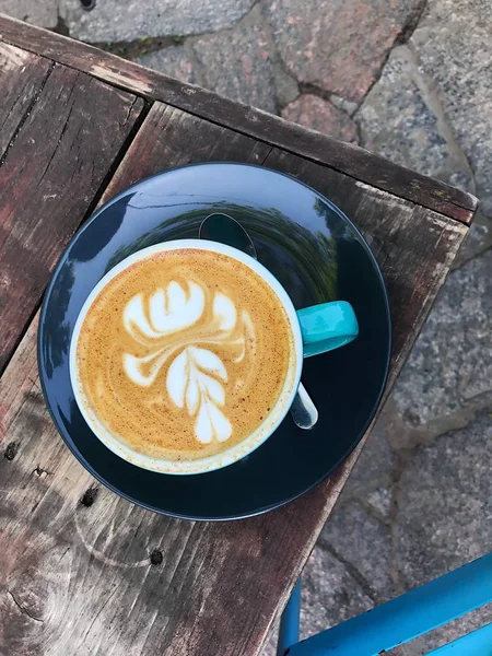 Läcker Och Vacker Cappuccino Ett Kafé — Stockfoto