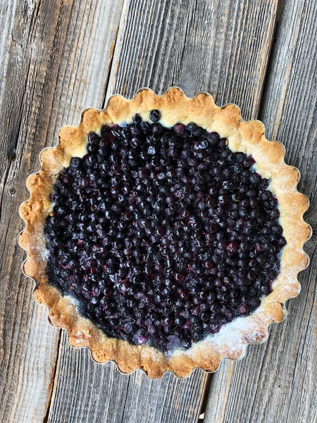 Délicieuse Tarte Aux Myrtilles Fraîches Sur Table Bois — Photo