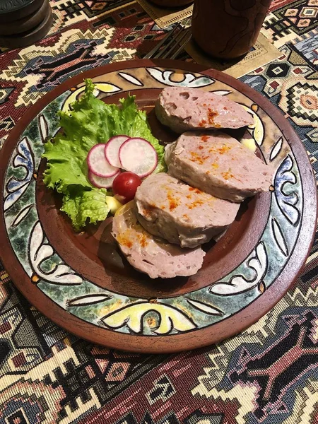 Delicioso Souffle Carne Com Salada Café — Fotografia de Stock