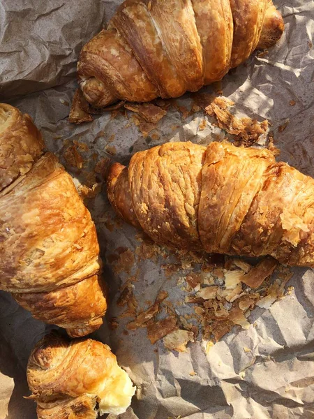 Heerlijke Verse Croissants Een Picknick Macro — Stockfoto