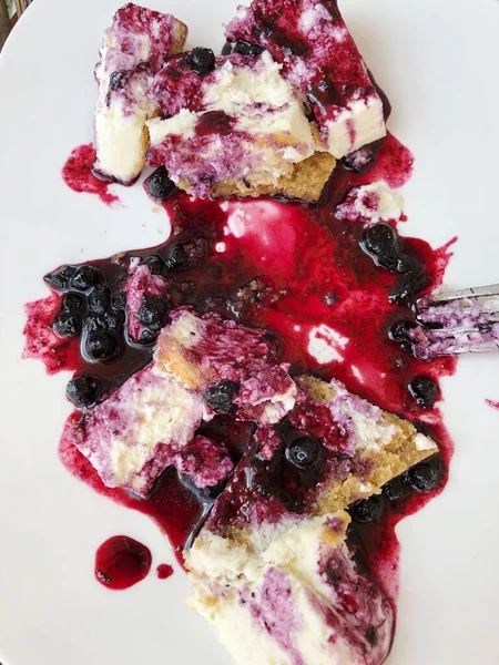 Köstlicher Vanille Käsekuchen Mit Blaubeersoße Makro — Stockfoto
