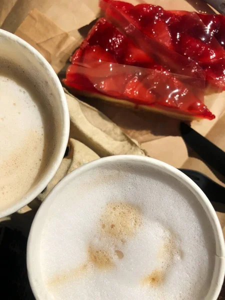 Delicioso Pastel Queso Con Mermelada Fresa Café — Foto de Stock