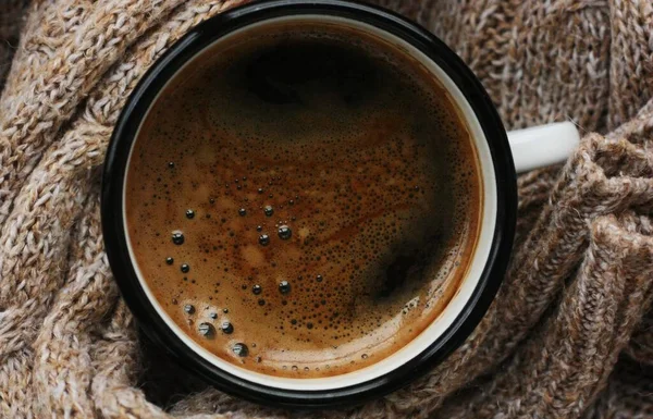 Американо Кофе Вязаный Свитер Макро — стоковое фото