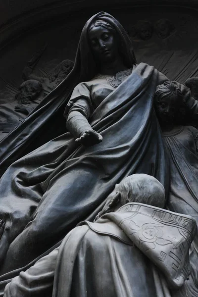 Bella Statua Marmo Vista Nella Necropoli — Foto Stock