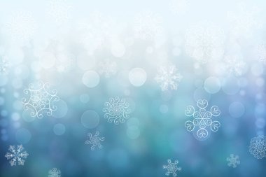 Noel bulanıklık kış düşen kar mavi mor yatay bokeh arka plan benzersiz kar taneleri. Güzel parlak ışıklar bulanık. Noel ve yeni yıl tatilleri arka plan. Metin için yer.