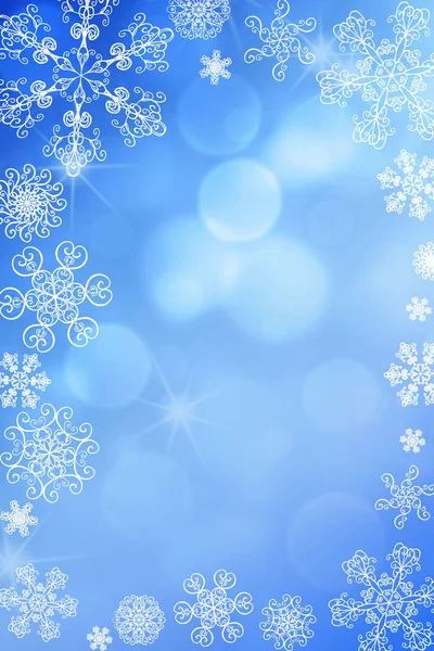 Noel bulanıklık kış düşen kar mavi mor dikey bokeh arka plan benzersiz kar taneleri. Güzel parlak ışıklar bulanık. Noel ve yeni yıl tatilleri arka plan. Metin için yer.