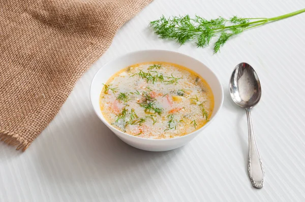 Chapa Branca Com Sopa Peixe — Fotografia de Stock