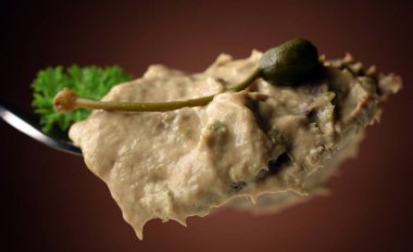 Vitello tonnato Kapari ile