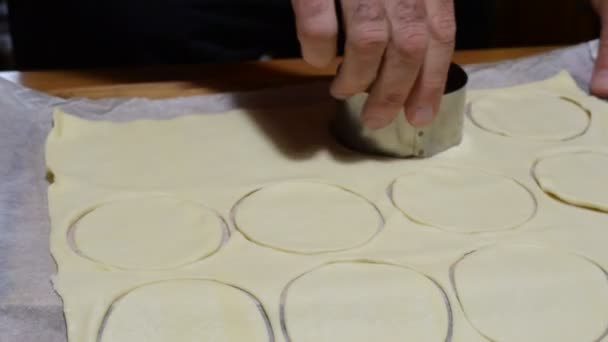 Preparazione Antipasto Pasta Sfoglia — Video Stock