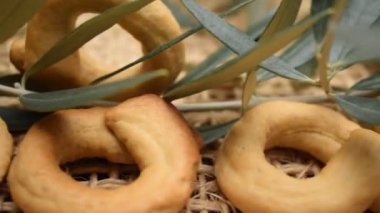 Organik taralli 'ye yaklaş..