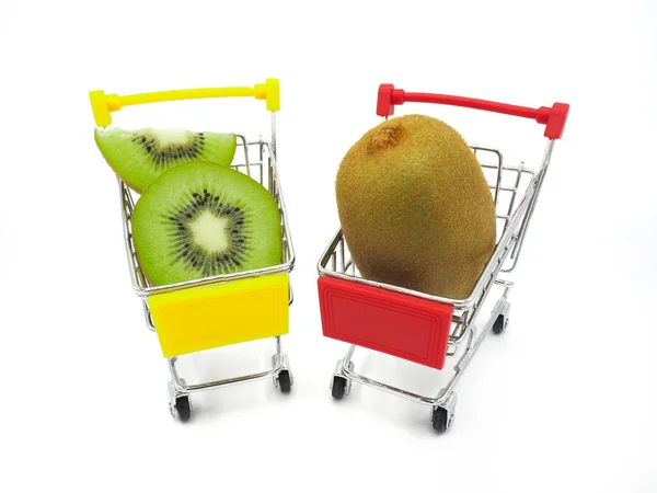 Felie Fructe Proaspete Suculente Delicioase Sănătoase Kiwi Căruciorul Cumpărături Izolate — Fotografie, imagine de stoc