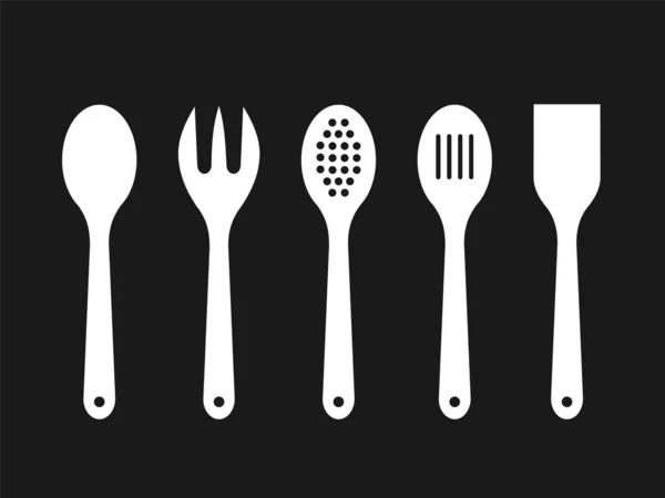 黑色背景的白色木勺 混合勺子 过滤器的剪影 烹饪工具图标 木质制成的厨房用具 厨房设备设置 矢量插图 — 图库矢量图片