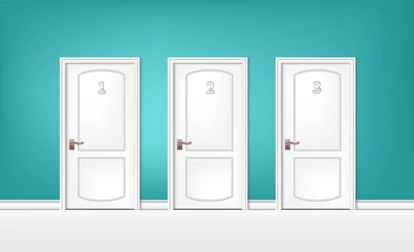 Düz sayılı ağaç beyaz kapıları var.