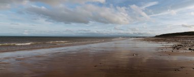 Panoramik Brora beach, İskoçya, İngiltere.