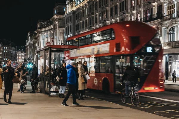 London January 2017 People Traffic Regent Street Major Shopping Street — Stock Photo, Image