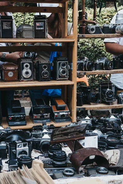 London July 2018 Selection Old Film Cameras Sale Portobello Road — Stock Photo, Image