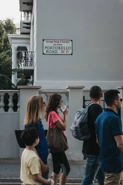 Londres Reino Unido Julio 2018 Gente Caminando Por Portobello Road — Foto de Stock