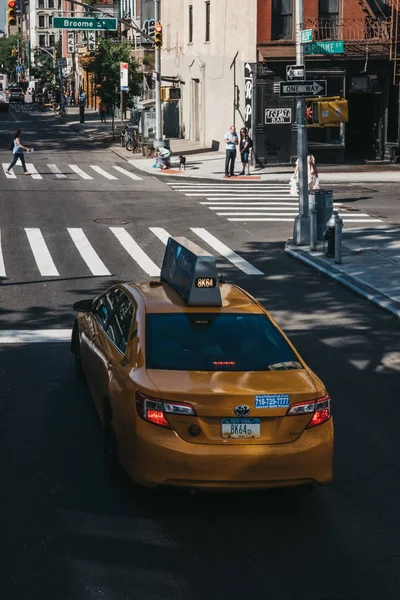 Nova York Eua Maio 2018 Táxi Amarelo Rua Nova York — Fotografia de Stock