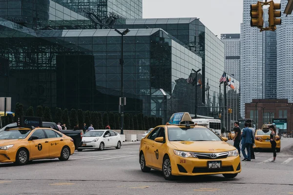 New York Amerikai Egyesült Államok 2018 Június Számos Sárga Taxik — Stock Fotó