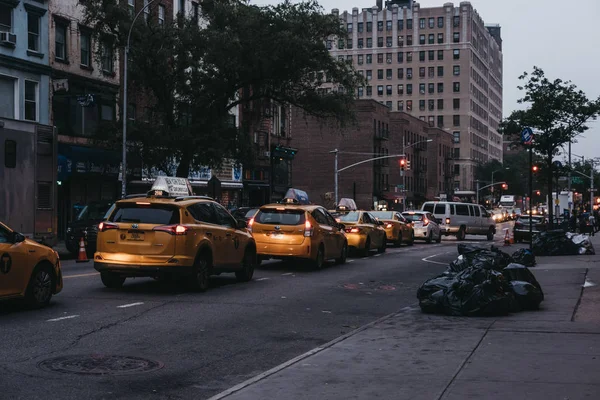 New York Amerikai Egyesült Államok 2018 Június Számos Sárga Taxik — Stock Fotó