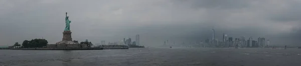 Panoramiczny Widok Statuę Wolności Nowy Jork Rzeki Hudson New York — Zdjęcie stockowe