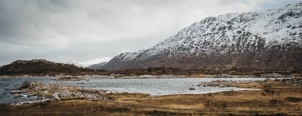 Vue Panoramique Sur Les Montagnes Loch Aux Écossais Highlinds Écosse — Photo