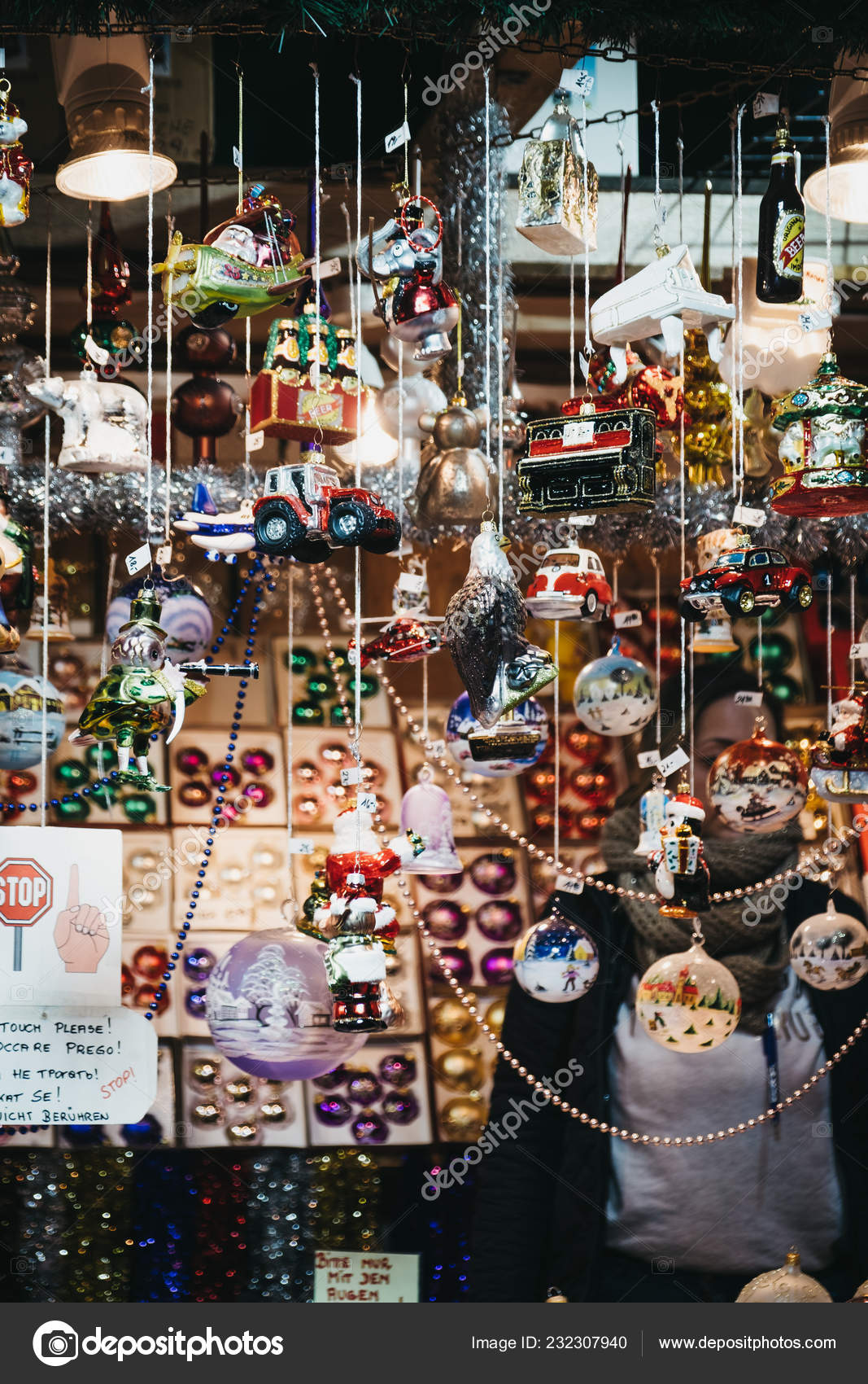 Vienna Austria November 2018 Christmas Decorations Sale Christmas World Rathausplatz — Stock Photo