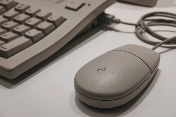 Prague Czech Republic August 2018 Old Apple Wired Mouse Exhibit — Stock Photo, Image