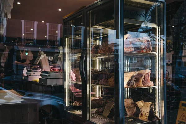 London Storbritannien Februari 2019 Kött Detaljhandeln Display Primrose Hill Slakt — Stockfoto