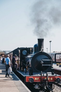 Poppy Line buharlı tren, Sheringham, N tarafından Personel ve yolcu