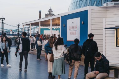 Londra'da düzenlenen 2019 River festivalinde Summer at the Summer.