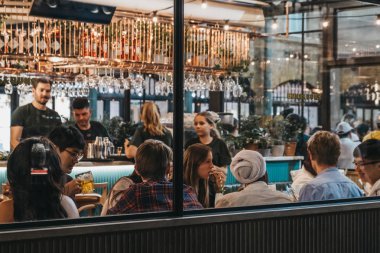 Covent Garden Market, Lond'daki Buns ve Buns restoranının penceresi