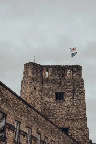 Oxford Wielka Brytania Sierpnia 2020 Flagi Wieży Oxford Castle Prison — Zdjęcie stockowe