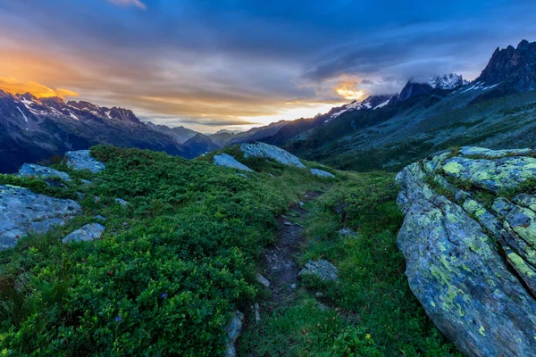 Vallée Chamonix Dans Les Nuages Vue Aiguille Midi Mont Blanc — Photo