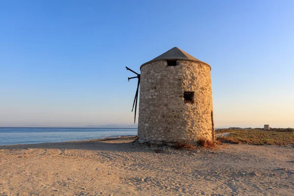 Régi Szélmalom Gyra Beach Lefkada Görögország — Stock Fotó