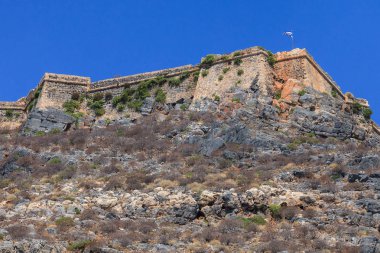 Ada Imeri Gramvousa eski Venedik kalesi kalıntıları. Akdeniz. Crete, Yunanistan