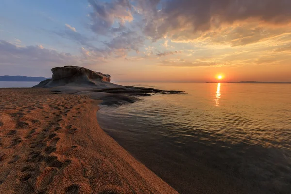 Gyönyörű Kakoudia Beach Napkeltekor Görög Ierissos — Stock Fotó