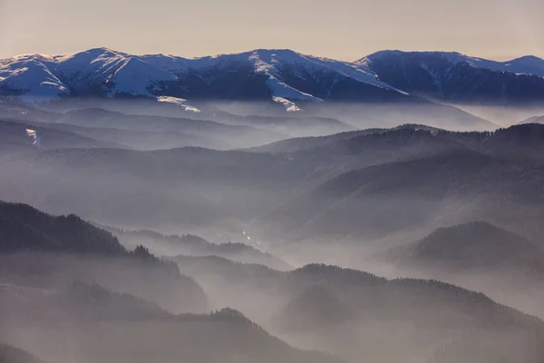 겨울에 풍경입니다 Bucegi 루마니아 — 스톡 사진