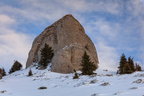 Vrchol Hory Zimě Ciucas Mountains Rumunsko — Stock fotografie