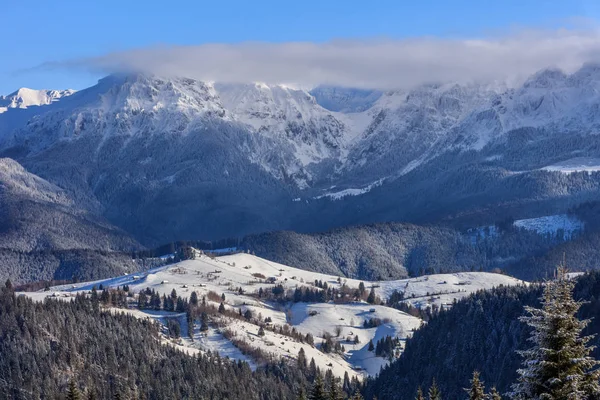 Horská Krajina Zimě Pohoří Bucegi Rumunsko — Stock fotografie