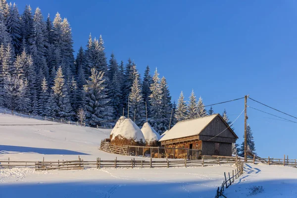 Casa Tradicional Aldeia Fundatica Condado Brasov Roménia — Fotografia de Stock