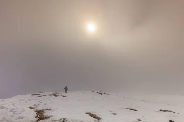 Montagnes Fagaras en hiver, Roumanie — Photo