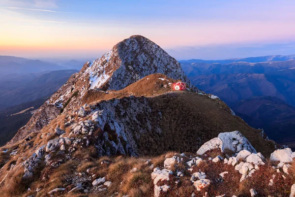 Horská krajina v sunrise — Stock fotografie