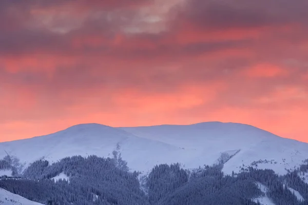 Sunrise in Bucegi Mountains, Romania — Stock Photo, Image