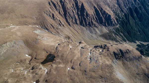 Jezioro Geamanu de Jos w Górach Fagaras — Zdjęcie stockowe