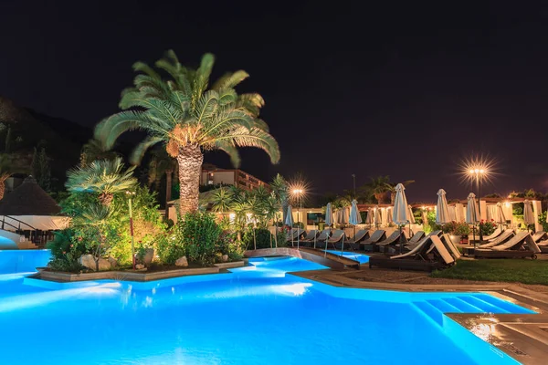 Swimming pool in night illumination — Stock Photo, Image